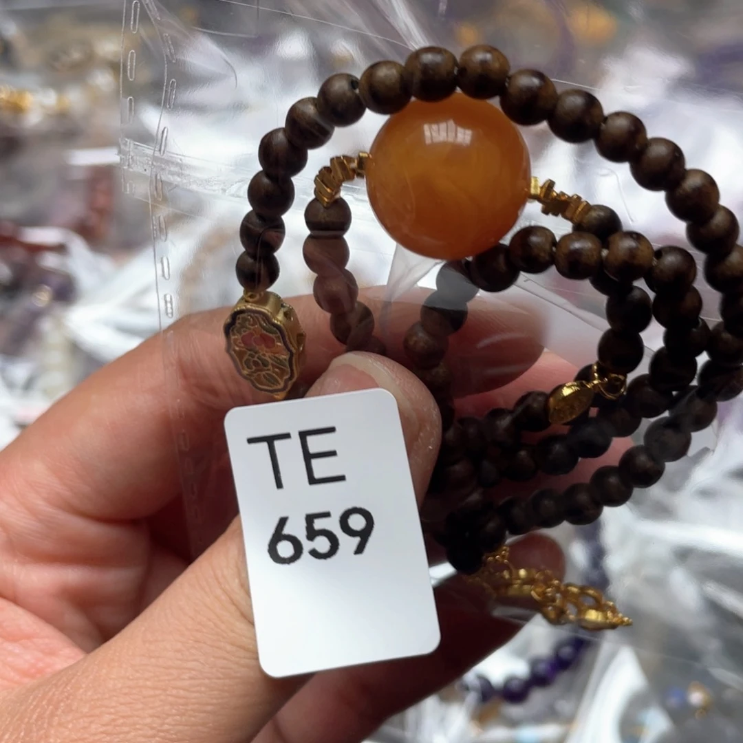 水晶多样性发一只未镶嵌