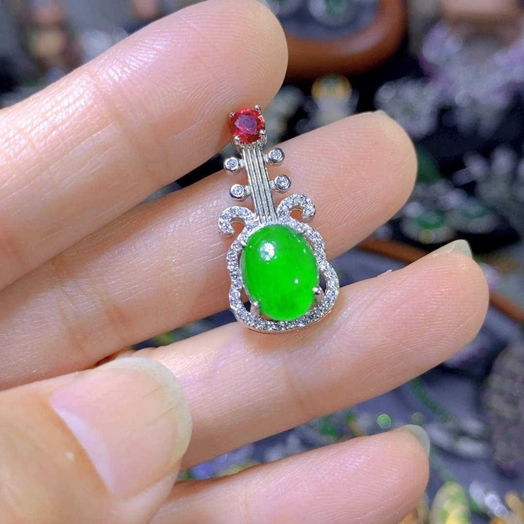 翡翠颈饰银S925镶嵌天然翡翠