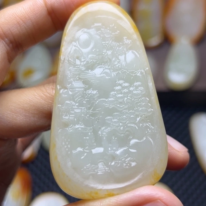 颈饰未镶嵌和田玉
