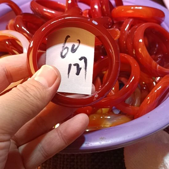 玛瑙/玉髓未镶嵌手镯