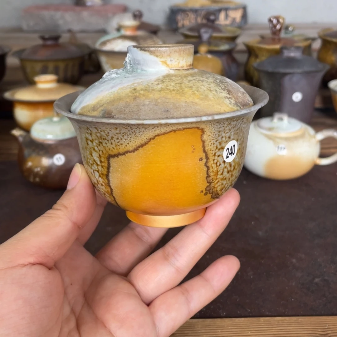 240盖碗。 微瑕。  柴烧