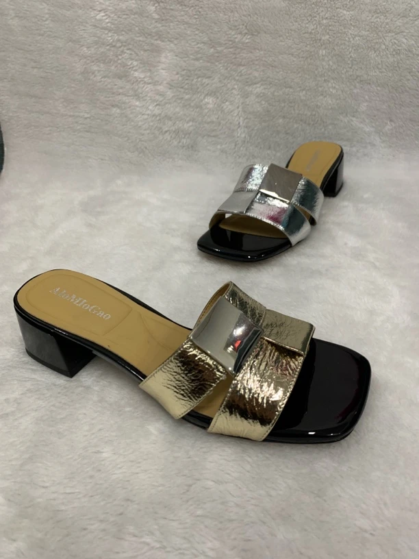 里外全真皮一字拖漆皮中跟编织方头城市机能风低跟夏季粗跟8211