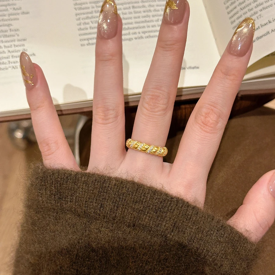 中古风蕾丝拉丝缠绕镶嵌戒指女ins风意大利窄版排戒条戒百搭尾戒