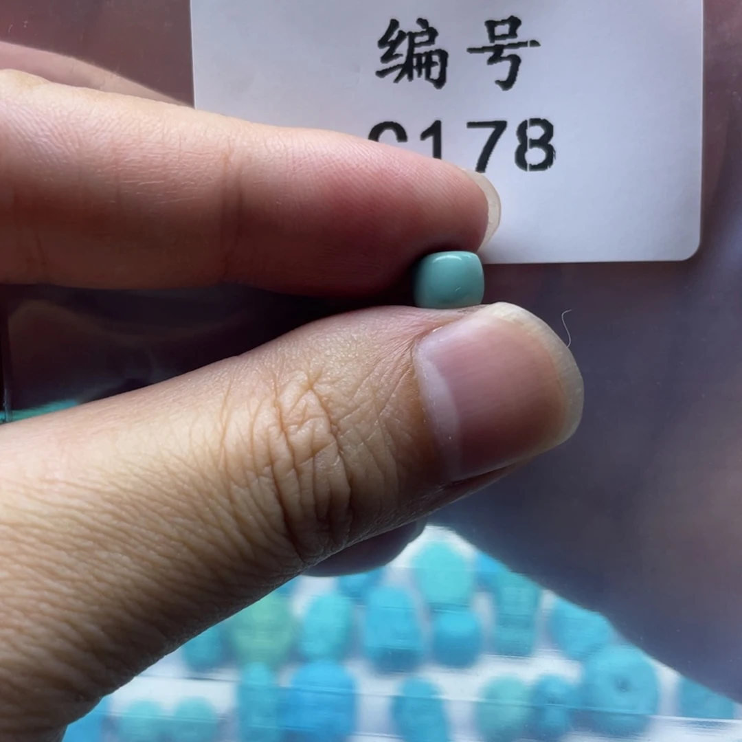 :***.未镶嵌绿松石珠宝奇石