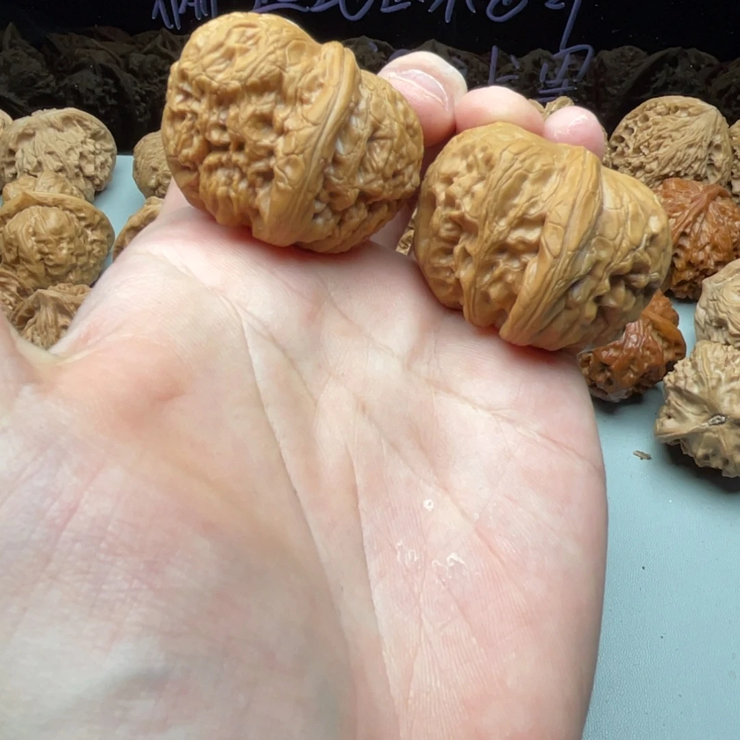 把件核桃42元宝，已经打底