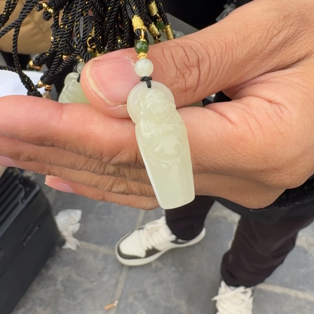 和田玉未镶嵌颈饰122李姐代购商品不退