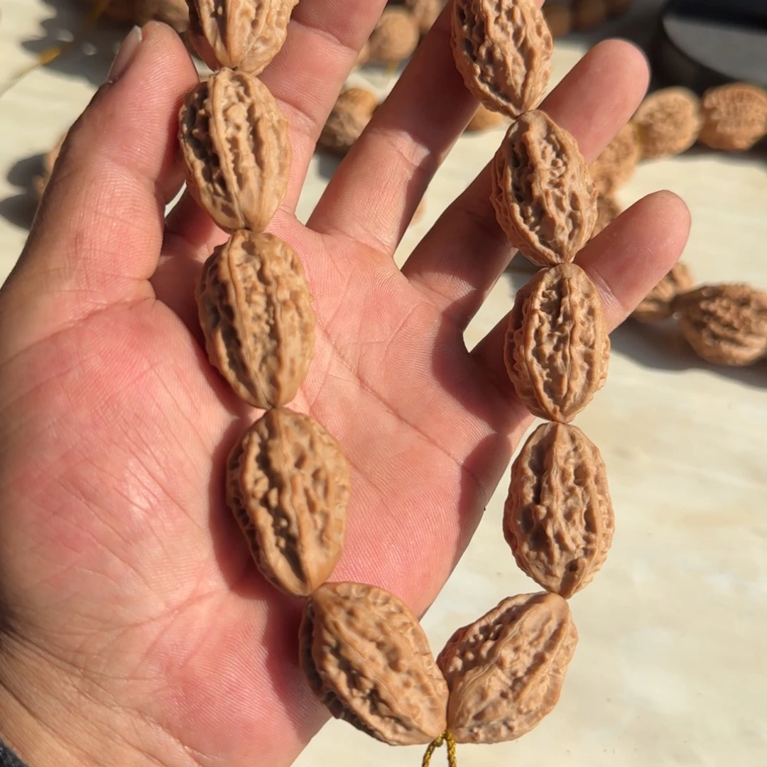 用***8文玩核桃吊坠花生小核桃