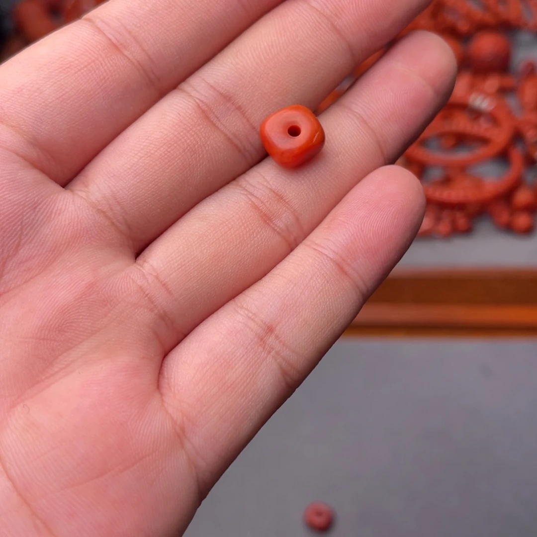 未镶嵌配饰南红玛瑙