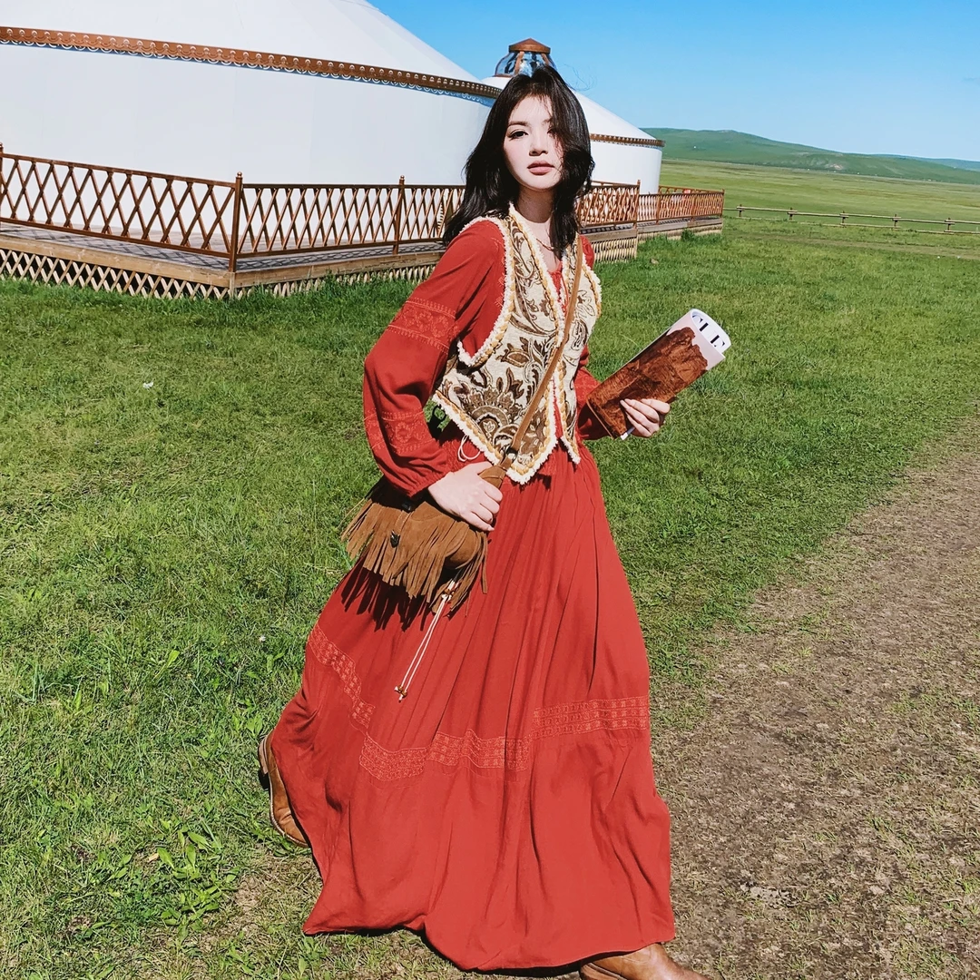 小黑裙长款马甲连衣裙针织套装女20秋冬新款红色巨好看爆款感裙子