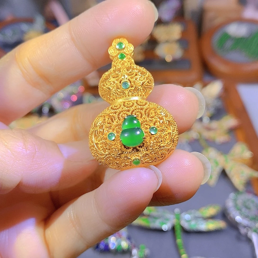 颈饰银S925镶嵌翡翠