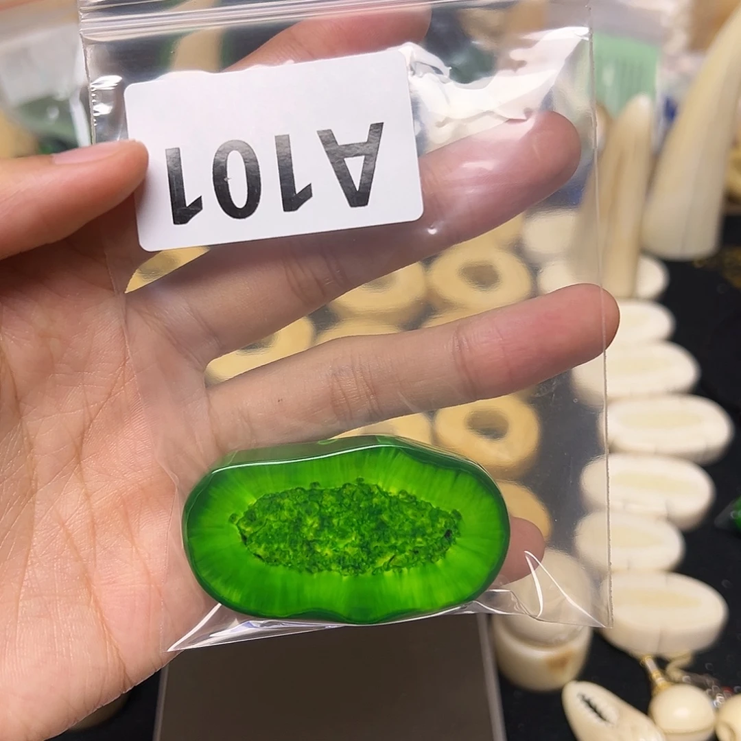 天然猛犸象牙雕刻品