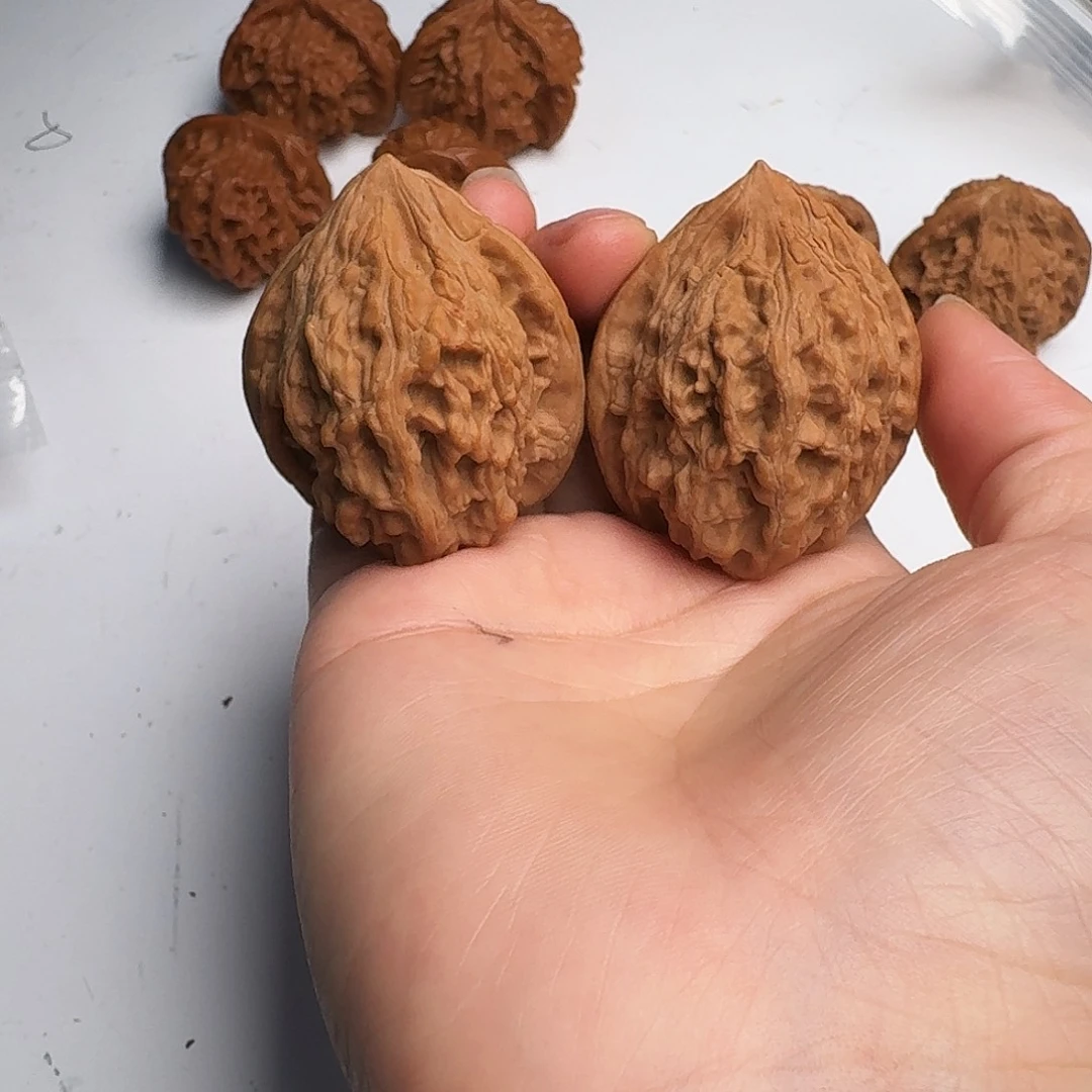 桃核吊坠大沽石头