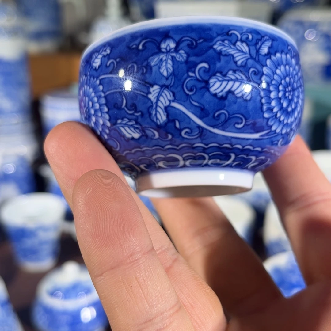杯子手工手绘的陶瓷
