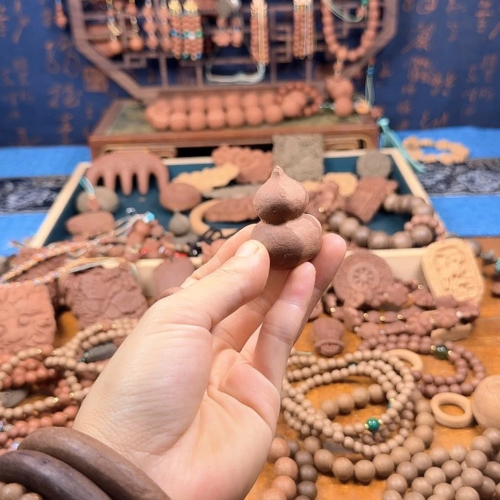 苏和香方葫芦瑕疵香牌