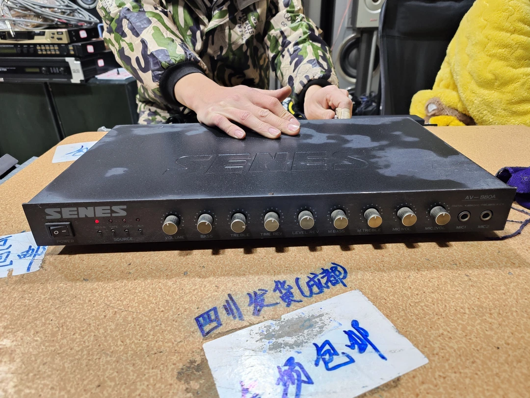 9新 二手 SENES 880A前级,成色如图(出声,需要维修,不带线材)