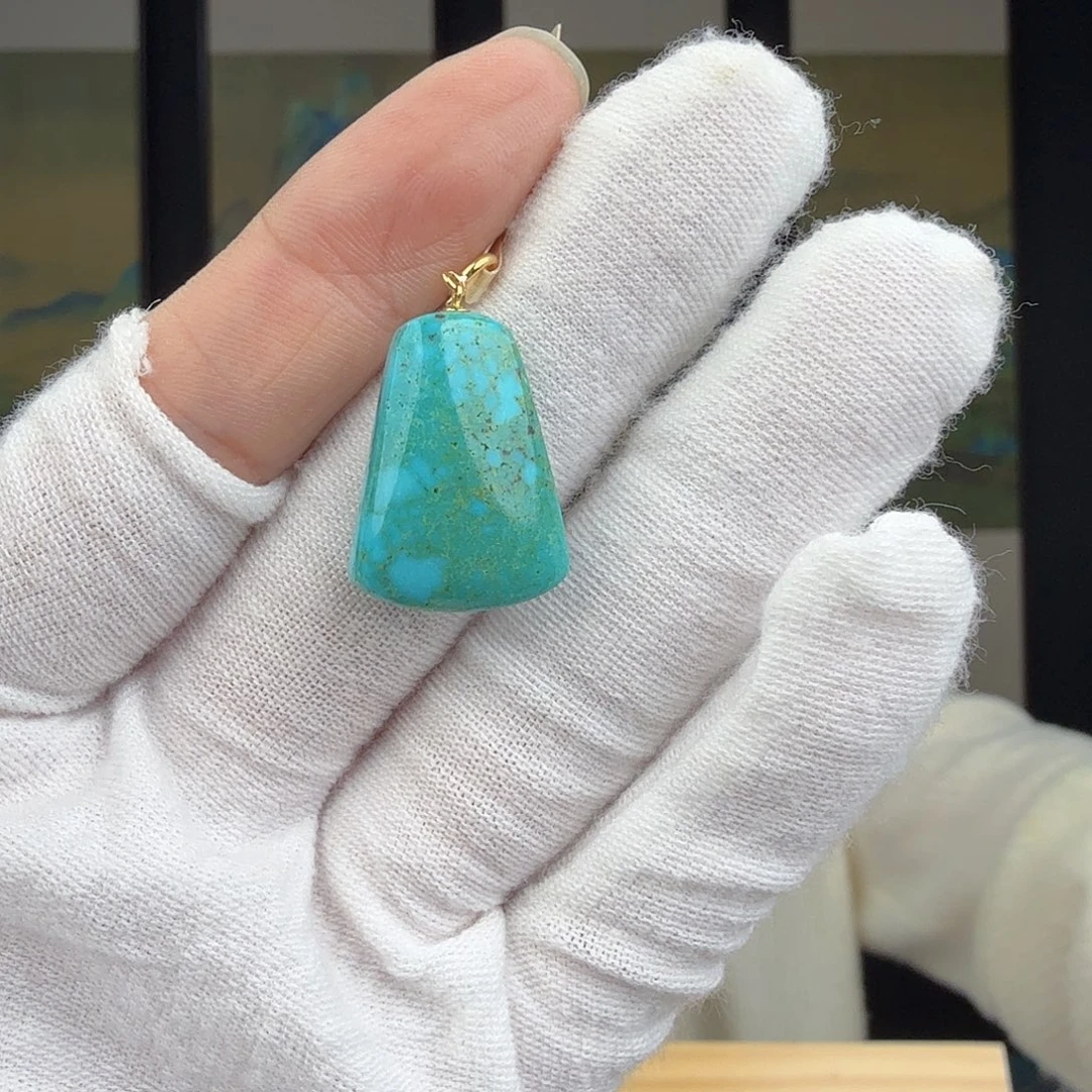 偷***子绿松石未镶嵌珠宝奇石