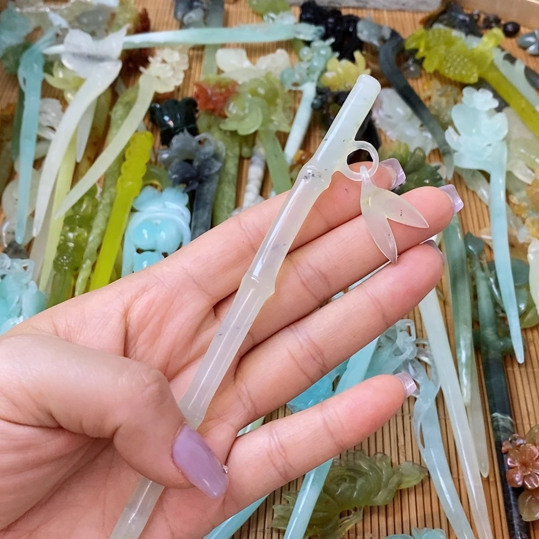 蛇纹石玉发簪未镶嵌