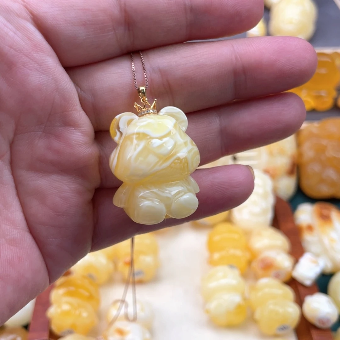 大***图琥珀未镶嵌裸石蜜蜡