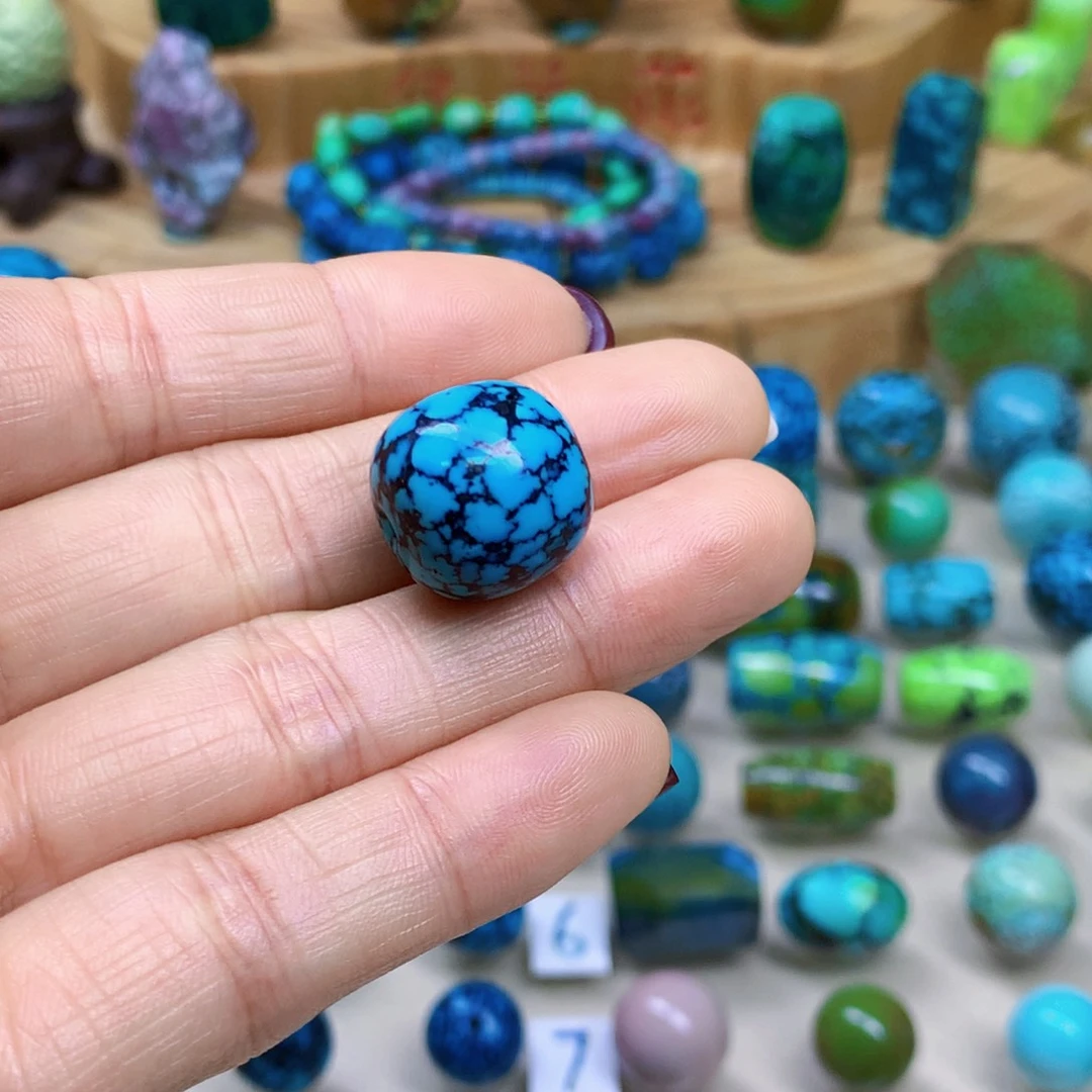 绿松石未镶嵌三彩随行