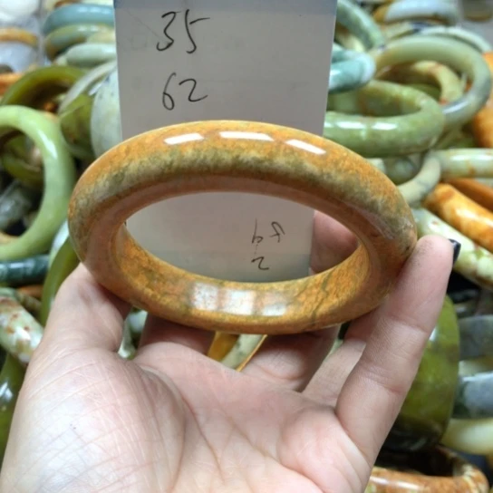 未镶嵌蛇纹石玉手镯