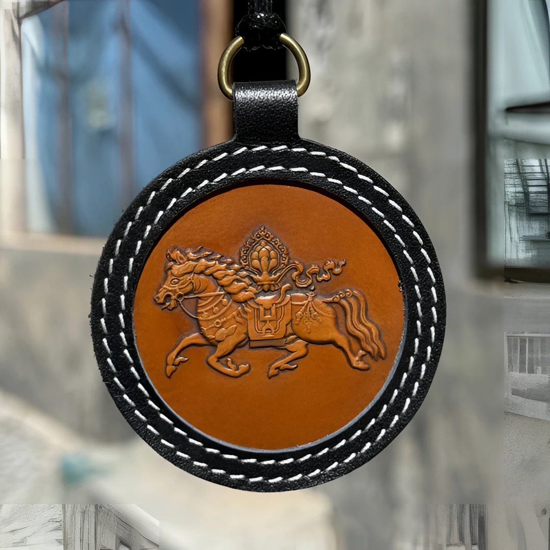 民族风车载挂件藏式风马吉祥汽车车挂蒙古元素头层牛皮手工挂件