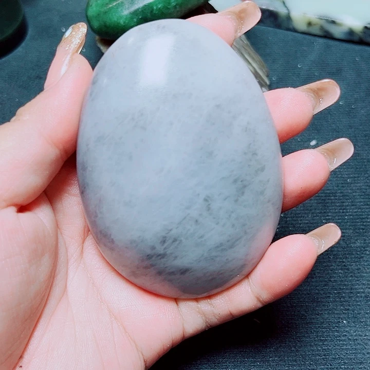 和田玉（糖玉）未镶嵌珠宝奇石
