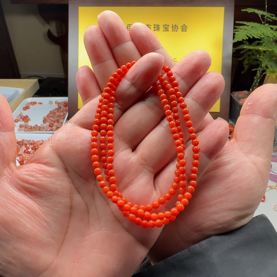 宇***土南红玛瑙未镶嵌4➕多圈