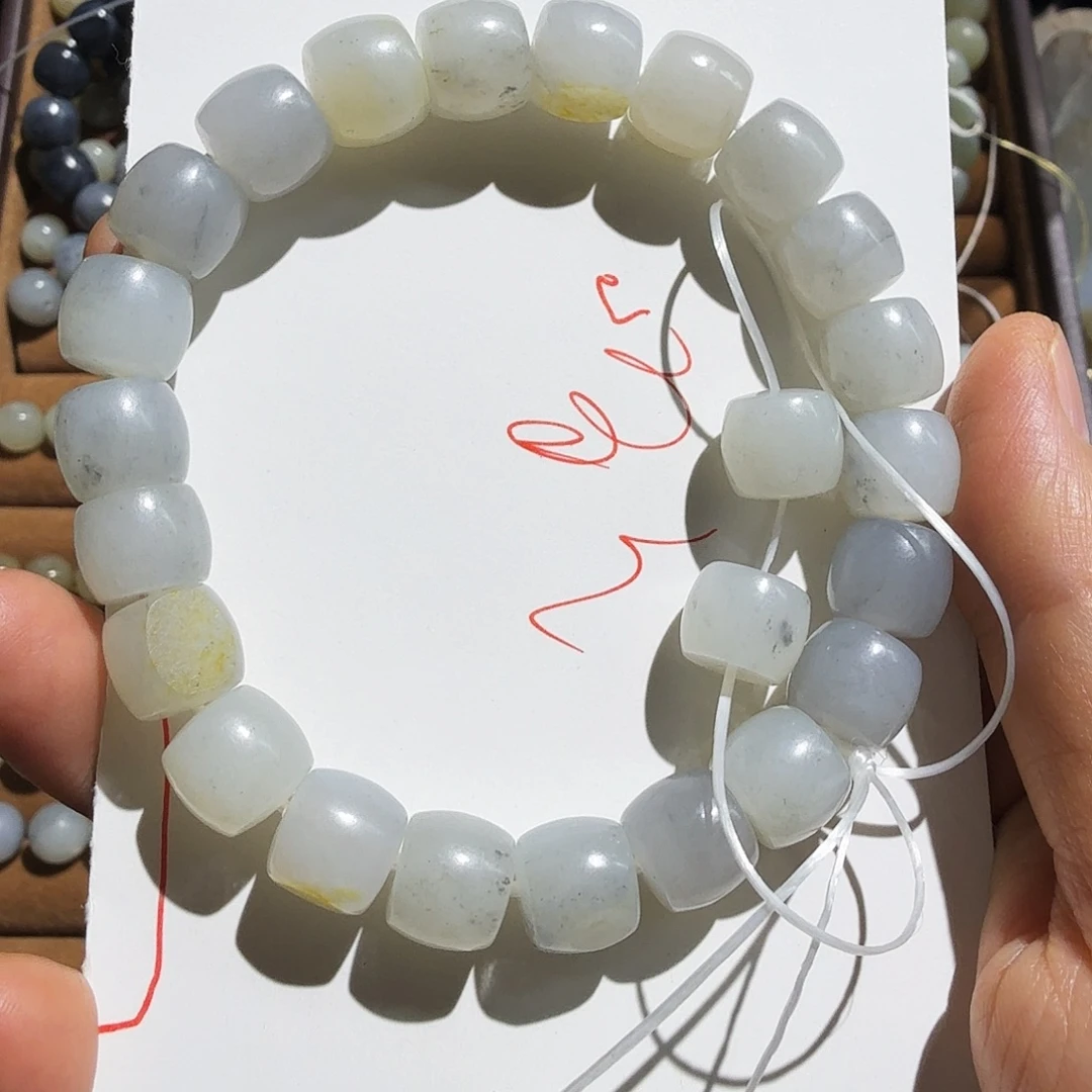 和田玉（糖玉）未镶嵌手链