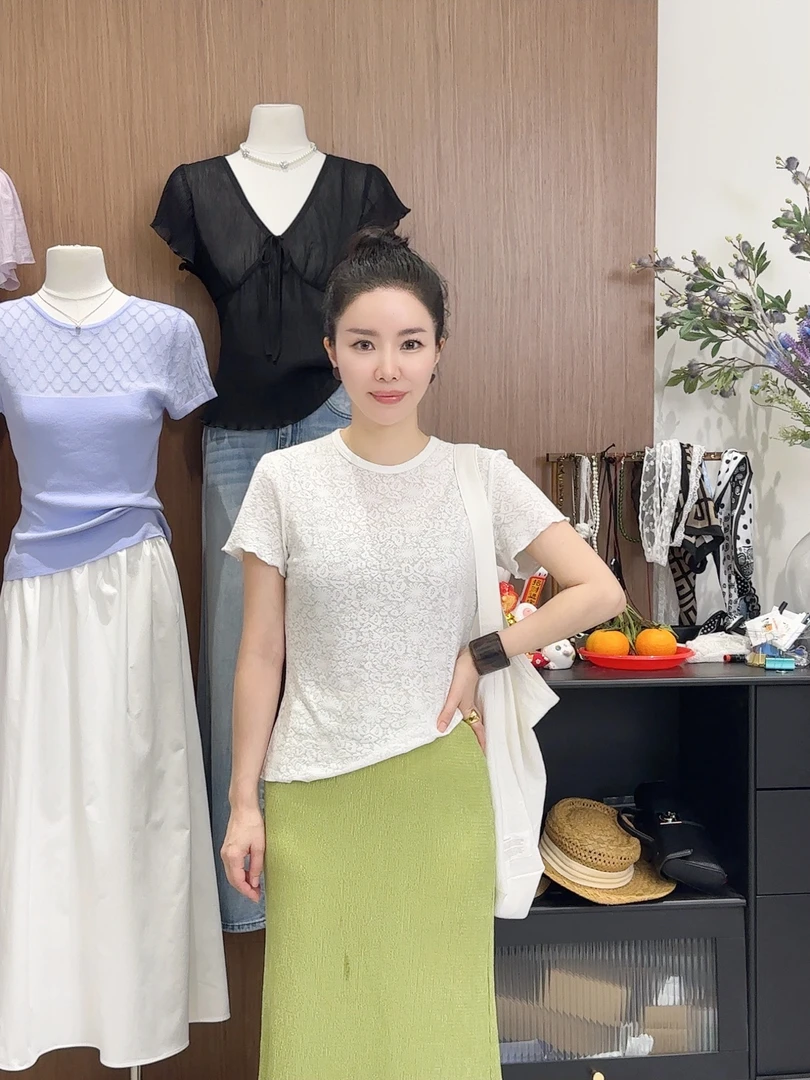 【NO退NO换】鑫燃KIKI 夏季小众设计感蕾丝提花上衣 5033 WU