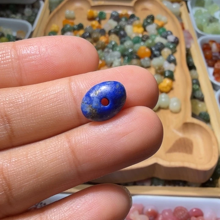 和田玉未镶嵌珠宝半成品