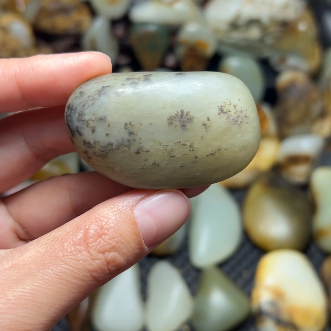 和田玉（青玉）A8未镶嵌