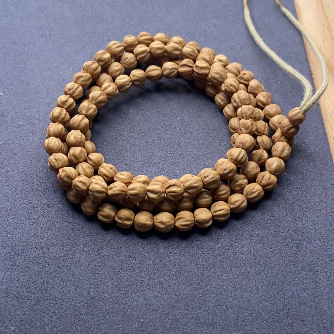 柏香籽/百香籽吊坠凌***雪