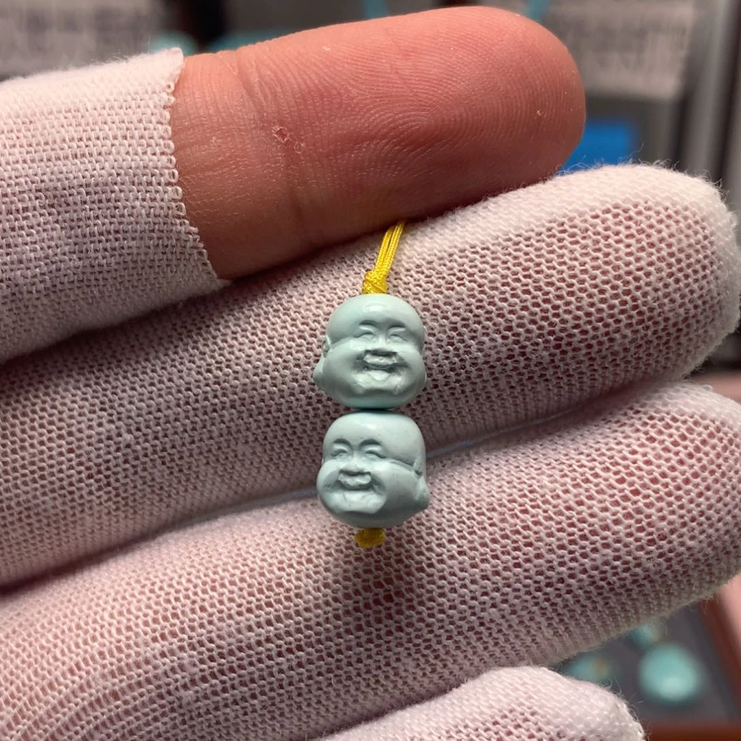 绿松石未镶嵌挂件