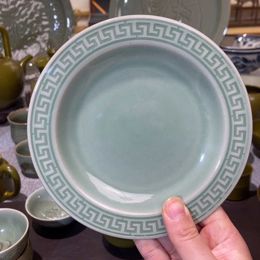 瓷片盘子福利哈哈哈哈