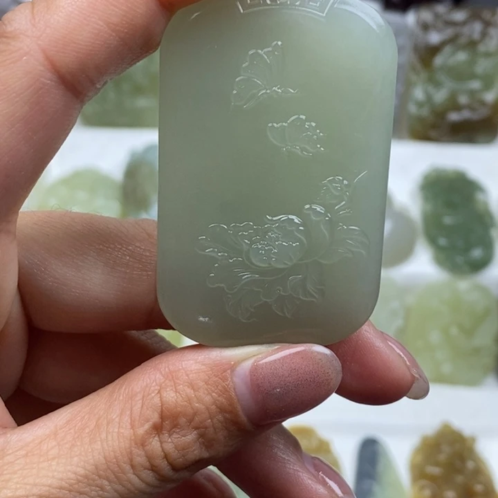 和田玉未镶嵌颈饰85