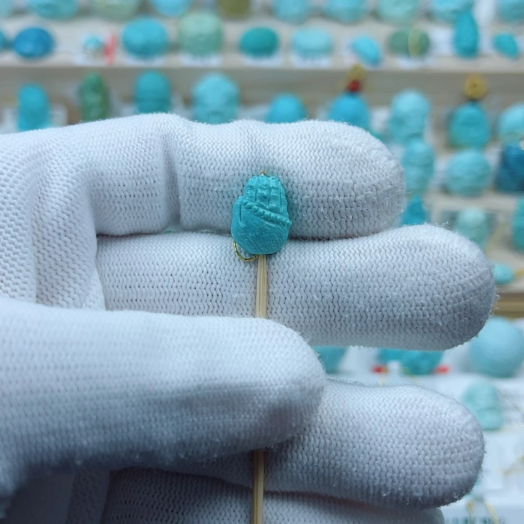 未镶嵌绿松石珠宝奇石