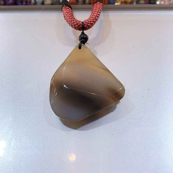 未镶嵌颈饰玛瑙/玉髓挂件送绳