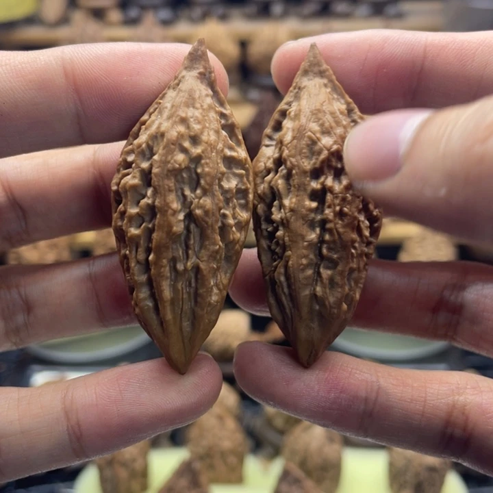 吊坠文玩核桃东北核桃17