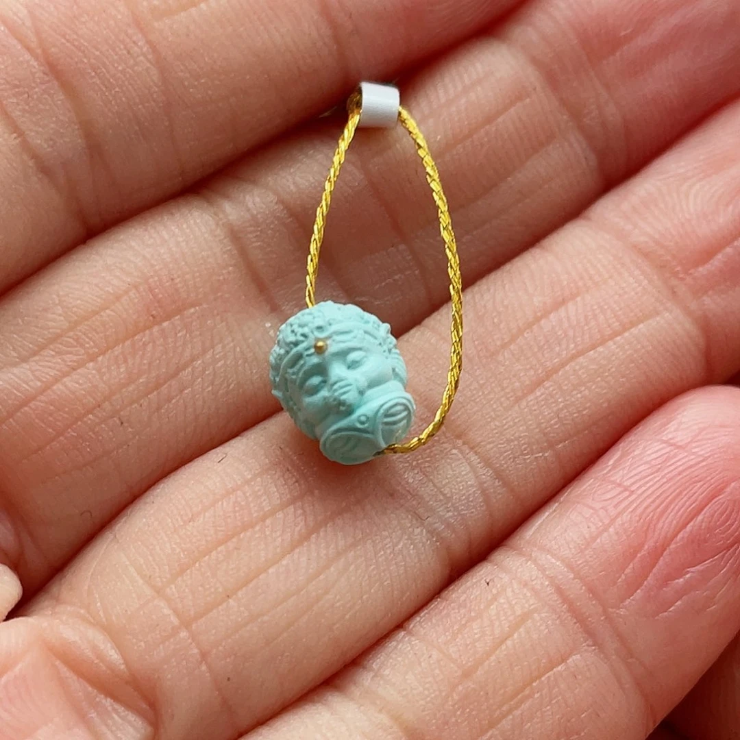 绿松石颈饰未镶嵌