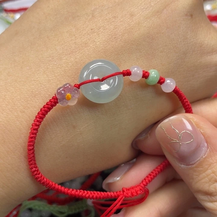 S***e翡翠未镶嵌手绳6999999999