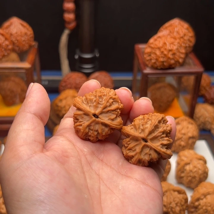 桃核把件Y*M好好好好好