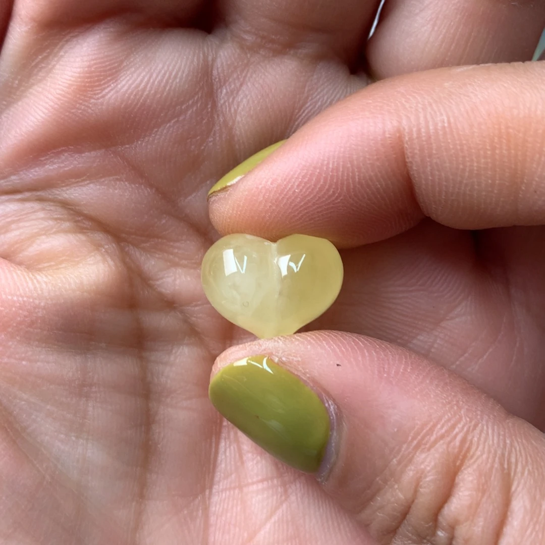 大***子琥珀未镶嵌裸石蜜蜡