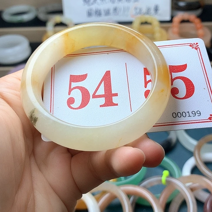 石英质玉（黄龙玉）未镶嵌手镯