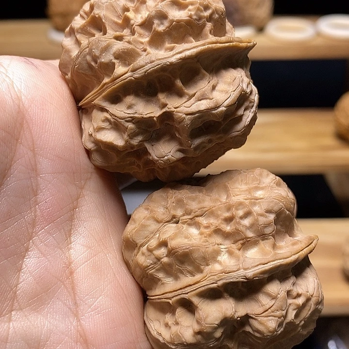 追***芒吊坠文玩核桃上古蟾尊