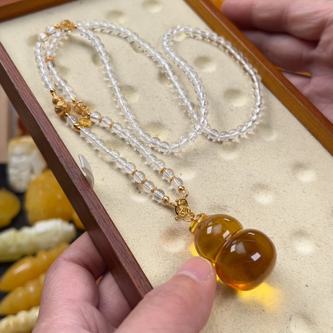 蜜蜡18K金镶嵌吊坠(赠链)8克