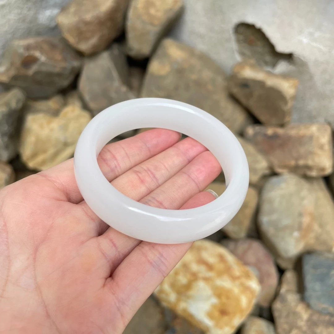 A1409精品白卡常规手镯