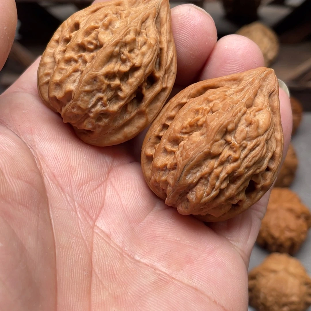 福***。桃核吊坠35瓷瓶鸭嘴