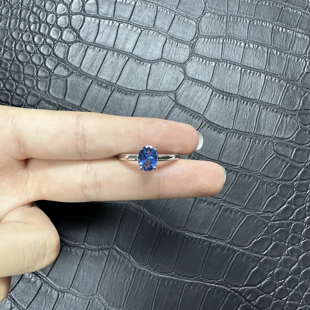JDP1061阿鲁沙-典藏高奢海蓝尖晶-精工925戒指