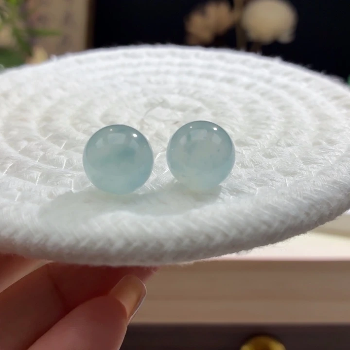 定制翡翠未镶嵌冰川蓝色圆珠一对卡12.27mm