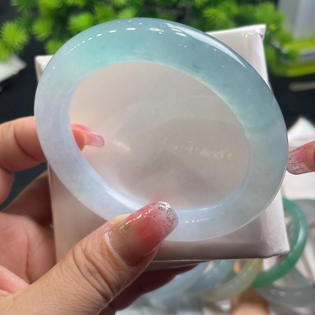 翡翠手镯未镶嵌54.6圆条